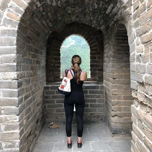 Meet your Posher, Ariel